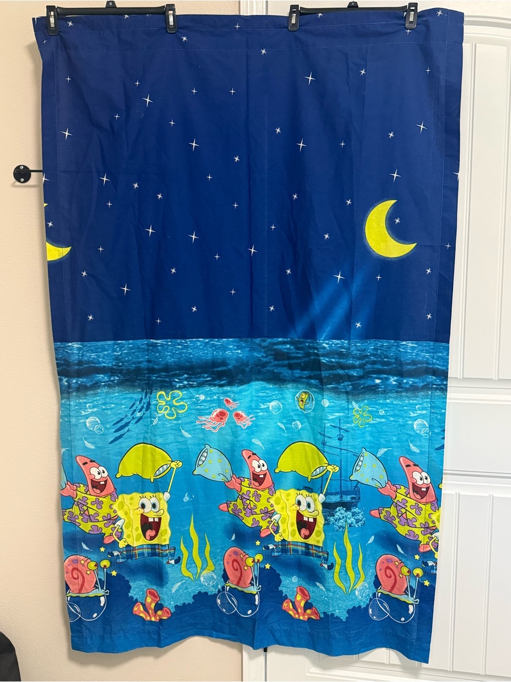 2009 Nickelodeon SpongeBob SquarePants “Pillow Fight” Curtain Panels Lot of 2